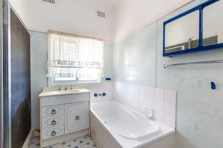Fourth view of Homely house listing, 32 Deane Street, Belmont NSW 2280