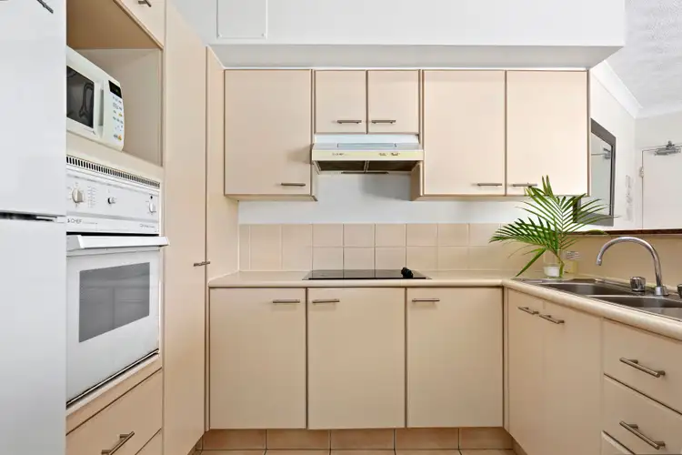 Fifth view of Homely unit listing, 166/7 Redondo Avenue, Miami QLD 4220