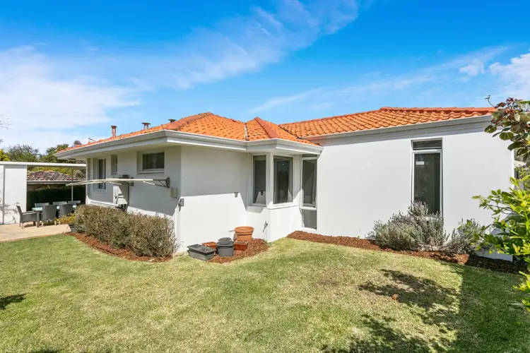 8A Buntine Road, Wembley Downs WA 6019