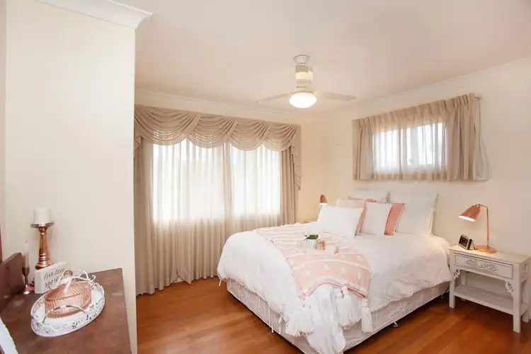 Sixth view of Homely house listing, 7 Linfield Street, Mansfield QLD 4122
