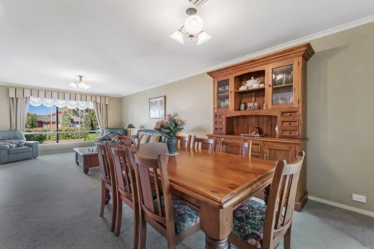 Sixth view of Homely house listing, 12 St Agnes Close, Craigieburn VIC 3064