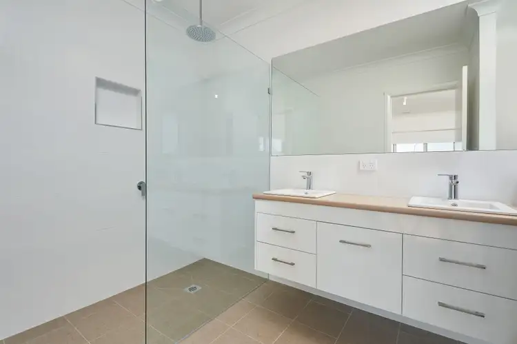 Sixth view of Homely house listing, 30 Lewis Street, Coolamon NSW 2701