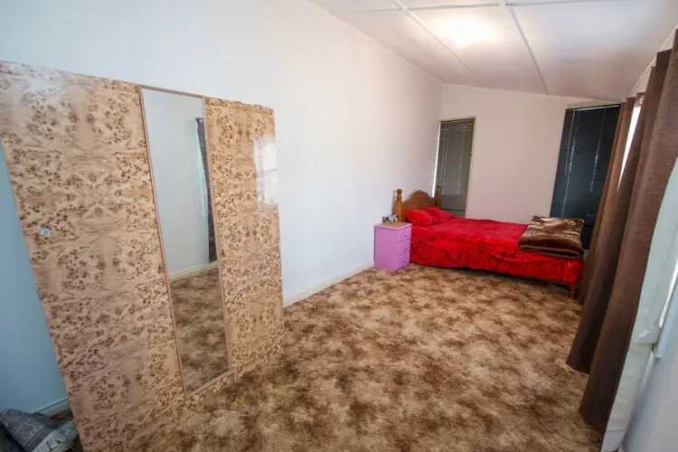 Sixth view of Homely house listing, 114 Stradbroke Avenue, Swan Hill VIC 3585