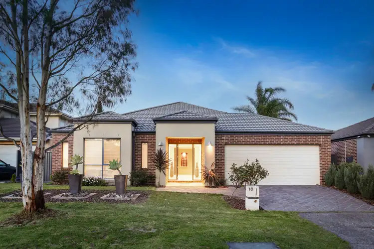 18 Teeside Way, Keysborough VIC 3173