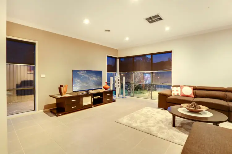 Sixth view of Homely house listing, 18 Teeside Way, Keysborough VIC 3173