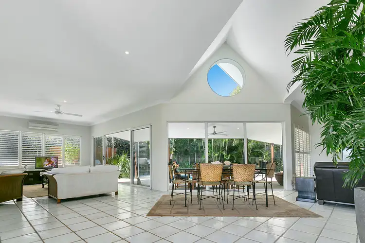 28 Comet Drive, Sunrise Beach QLD 4567
