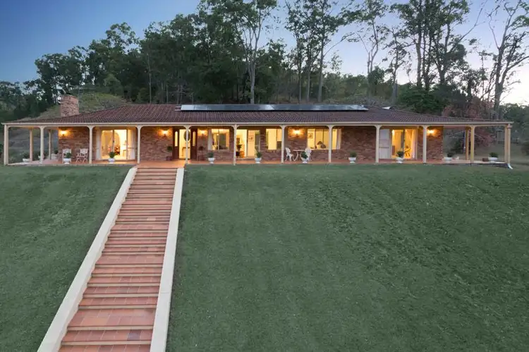 366 Upper Brookfield Road, Upper Brookfield QLD 4069