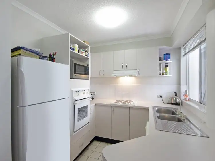 Fifth view of Homely unit listing, 8/11 Foote Street, Mooloolaba QLD 4557