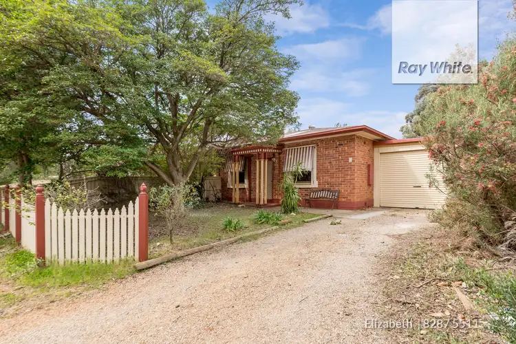 16 Yarnbury Road, Elizabeth North SA 5113