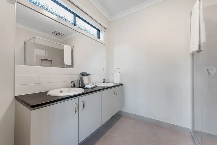 Fifth view of Homely house listing, 11 Bellinger Circuit, Craigieburn VIC 3064