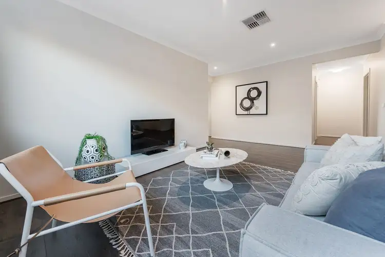 Seventh view of Homely house listing, 11 Bellinger Circuit, Craigieburn VIC 3064