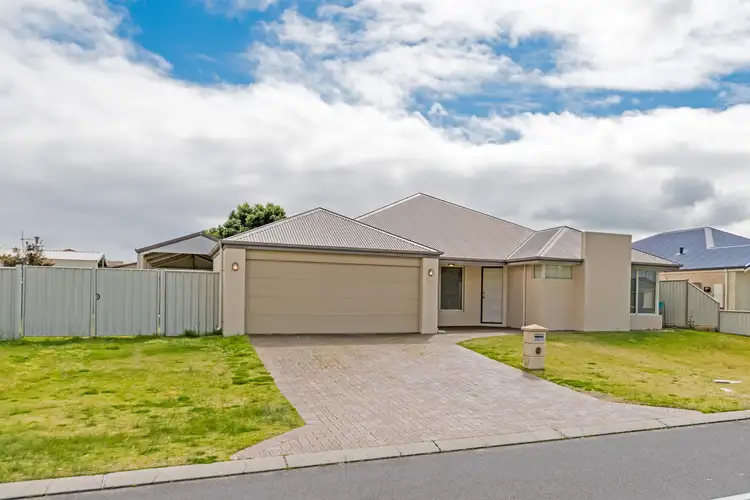 Second view of Homely house listing, 15 Zircon Way, Australind WA 6233