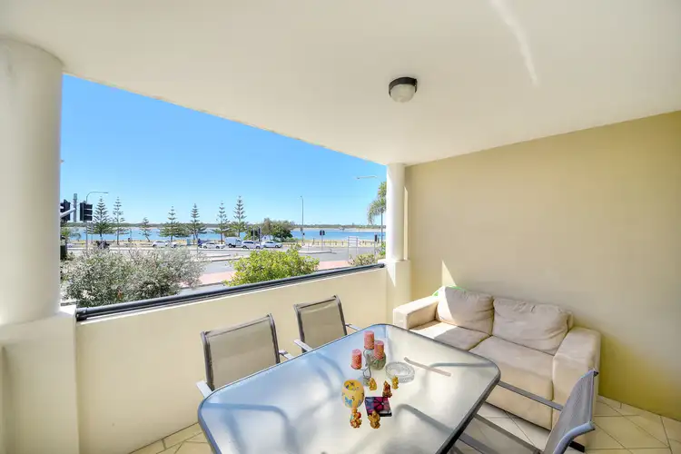 212/392 Marine Parade, Labrador QLD 4215