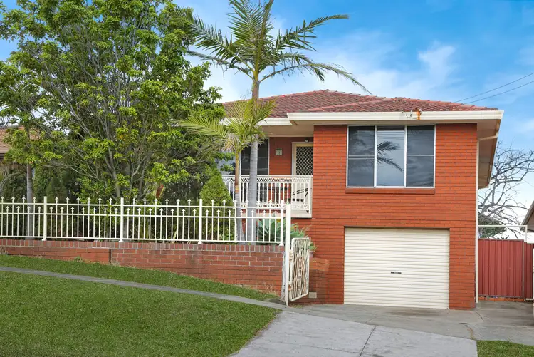 31 Sheffield Street, Cringila NSW 2502