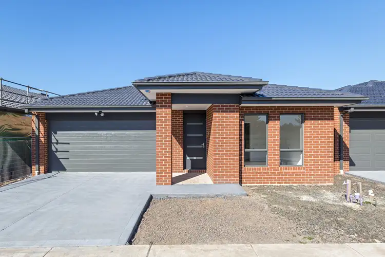 Second view of Homely house listing, 18 Durant Circuit, Kalkallo VIC 3064