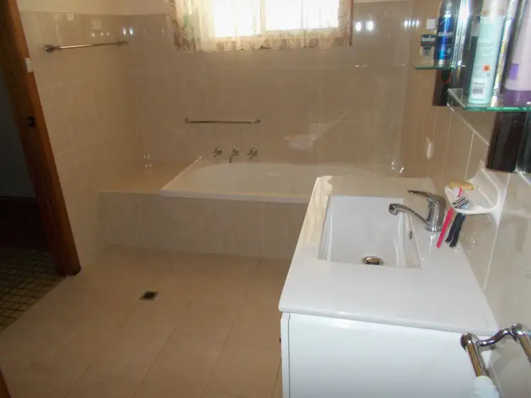 Seventh view of Homely house listing, 23 Venn Avenue, Bordertown SA 5268