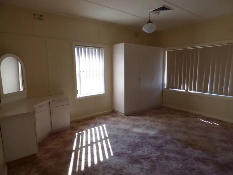 Fifth view of Homely house listing, 14 Reid Street, Forbes NSW 2871