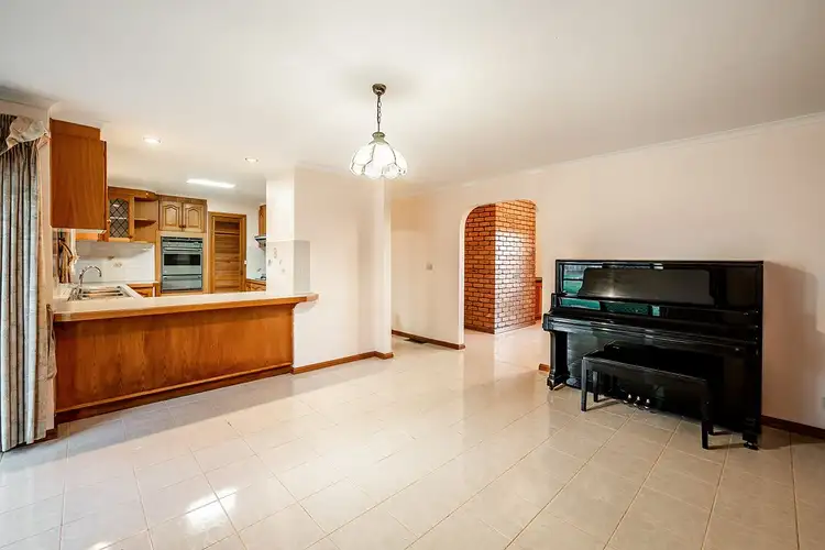 Fifth view of Homely house listing, 16 Munro Close, Hampton Park VIC 3976