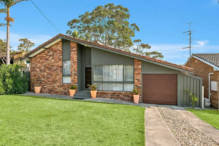 16 Hunter Street, Barrack Heights NSW 2528