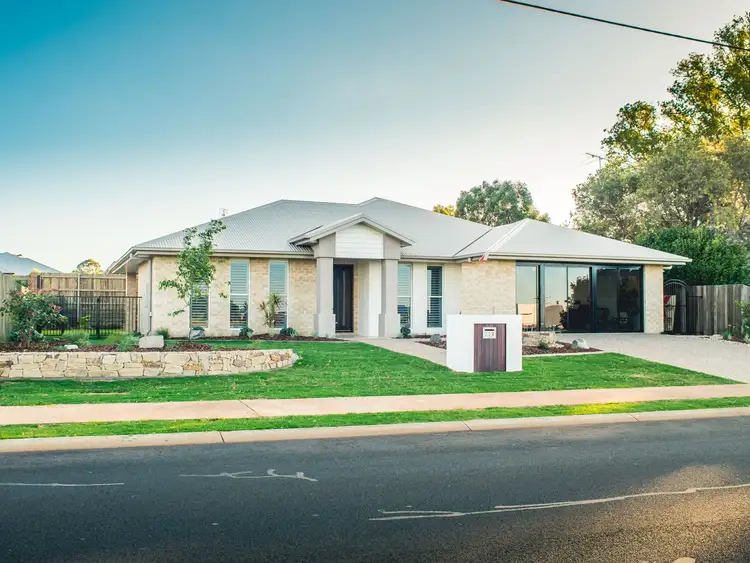 228 Spring Street, Middle Ridge QLD 4350