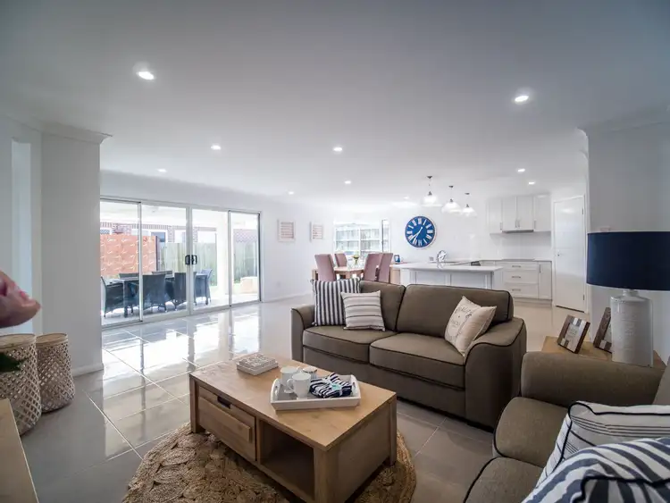 Second view of Homely house listing, 228 Spring Street, Middle Ridge QLD 4350