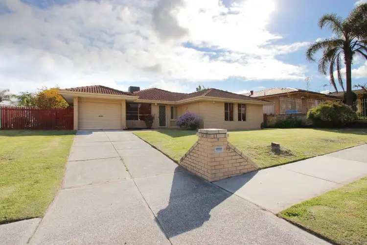 13 St Lawrence Drive, Beechboro WA 6063