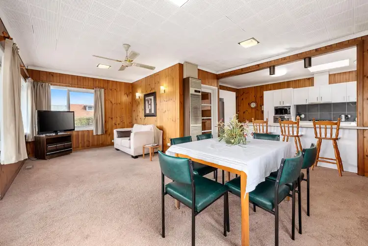 Sixth view of Homely house listing, 14 Hill Court, Macleod VIC 3085