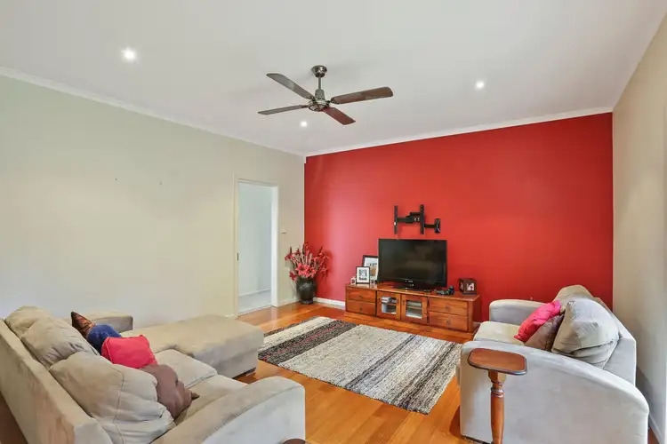 Fifth view of Homely house listing, 4 Veedale Court, Lara VIC 3212