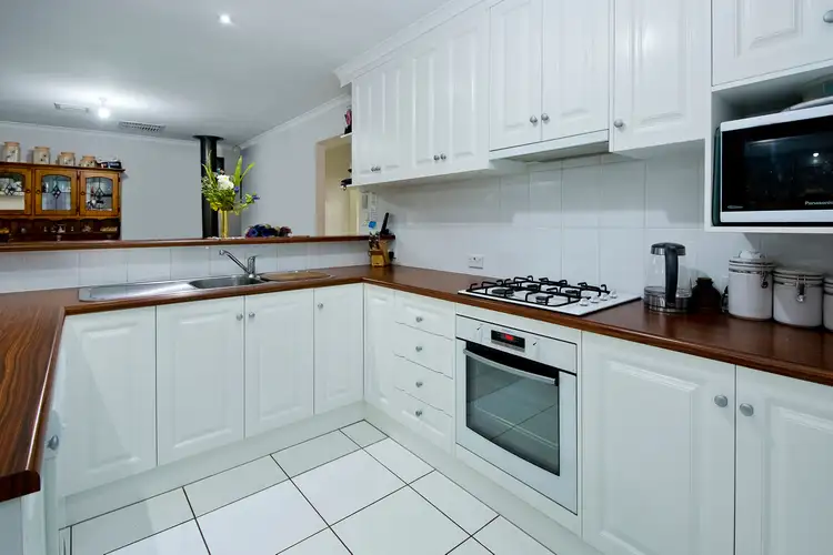 Second view of Homely house listing, 20 Yeovil Circuit, Craigmore SA 5114