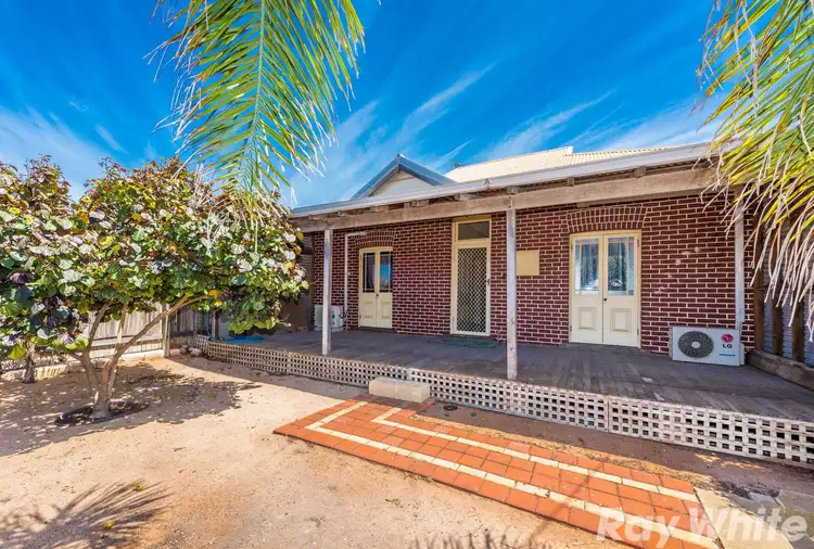 138 Shenton Street, Beachlands WA 6530