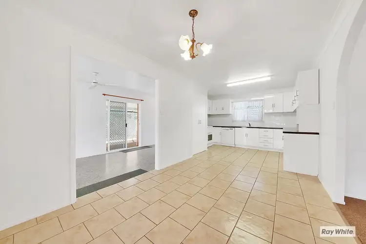 Seventh view of Homely house listing, 9 Lyndall Drive, Lammermoor QLD 4703