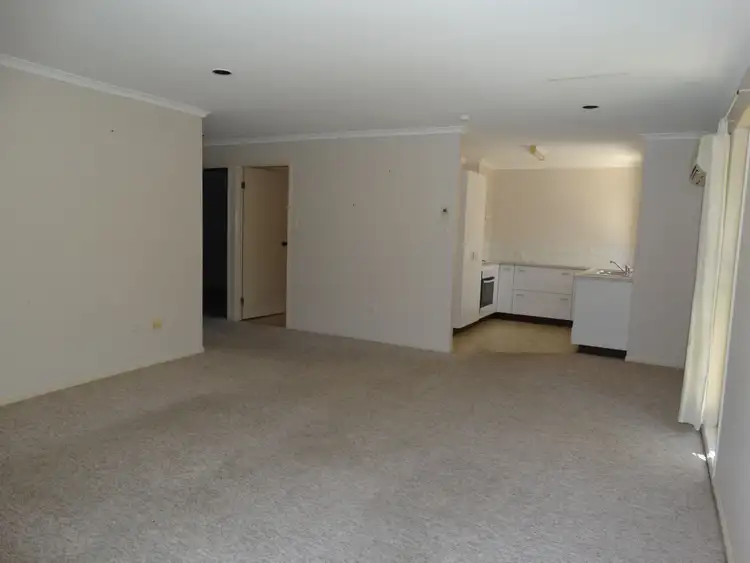 Third view of Homely villa listing, 6/11 Andrew Street, Wynnum QLD 4178