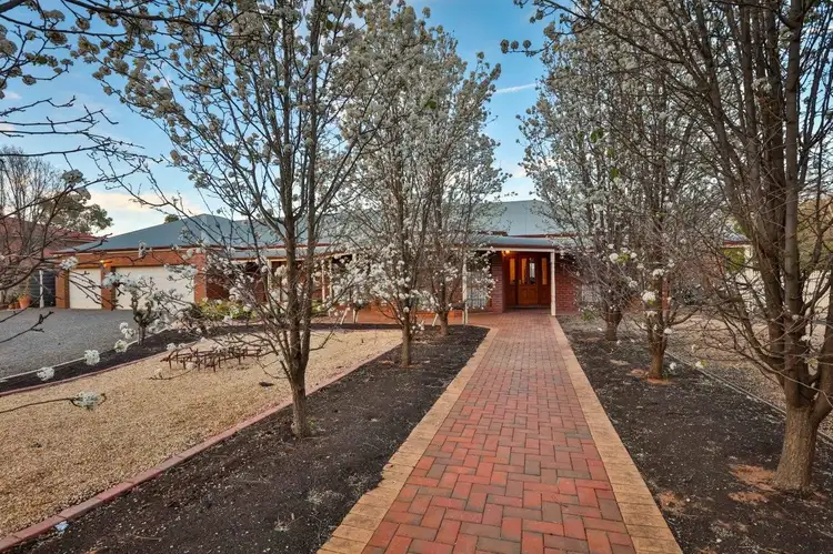 Fifth view of Homely house listing, 2 St Andrews Drive, Cabarita VIC 3505