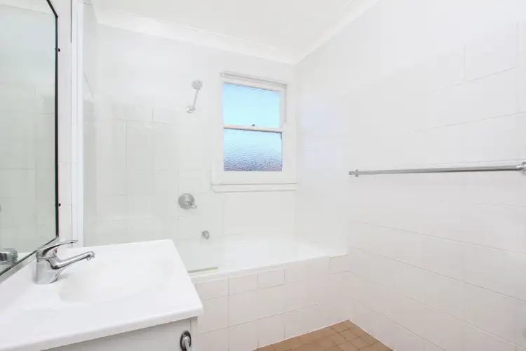 Fourth view of Homely house listing, 1 Werriwa Street, Goulburn NSW 2580