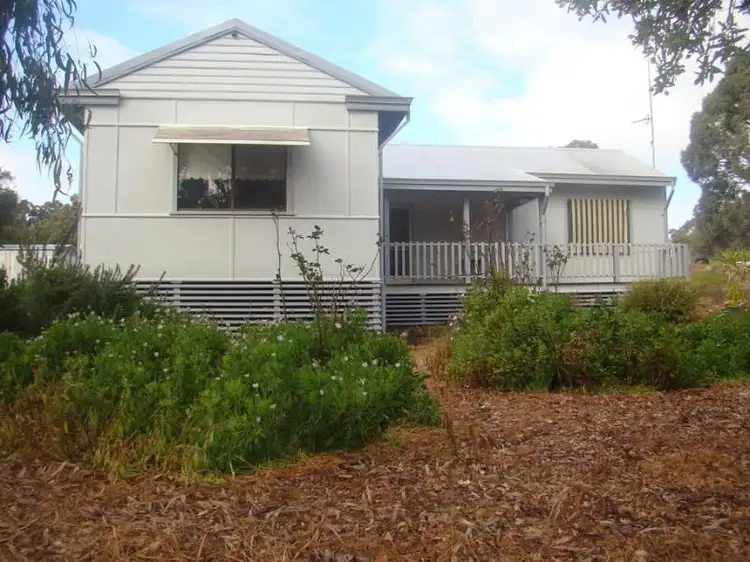 13 Lefroy Road, Bridgetown WA 6255