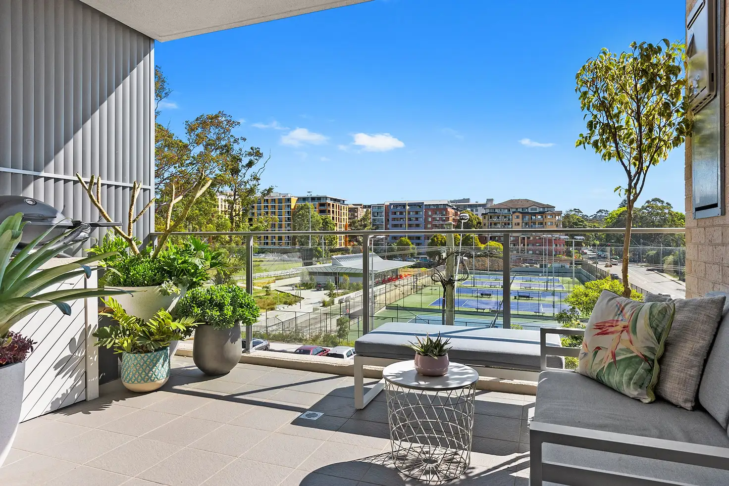 Main view of Homely unit listing, 201/42-44 Park Avenue, Waitara NSW 2077