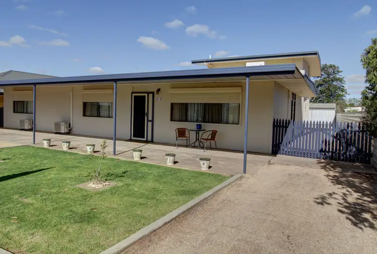 7 Hameister Avenue, Loxton SA 5333