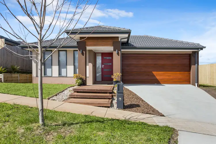 14 Buscombe Cresent, Drouin VIC 3818