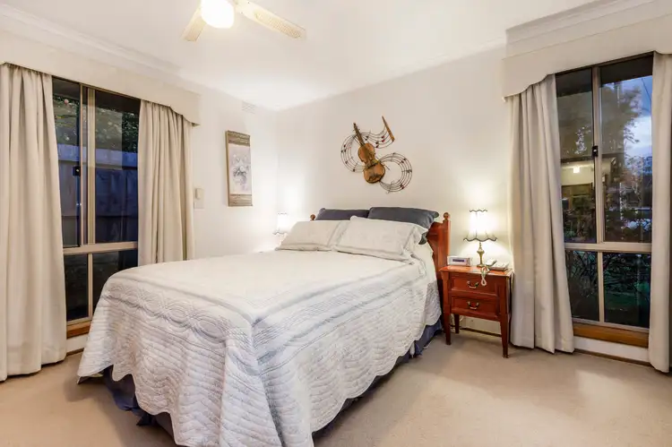 Sixth view of Homely house listing, 8 Coventry Court, Frankston VIC 3199