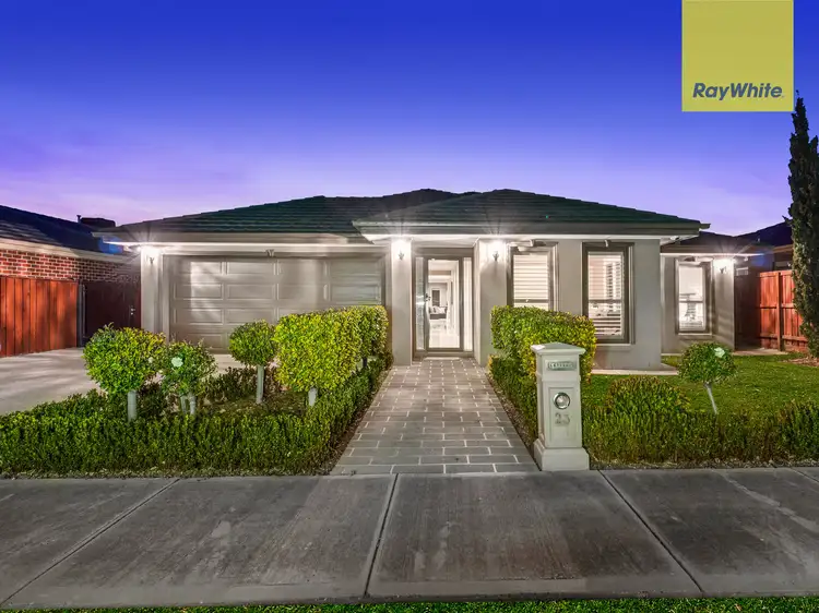 23 The Esplanade, Taylors Hill VIC 3037