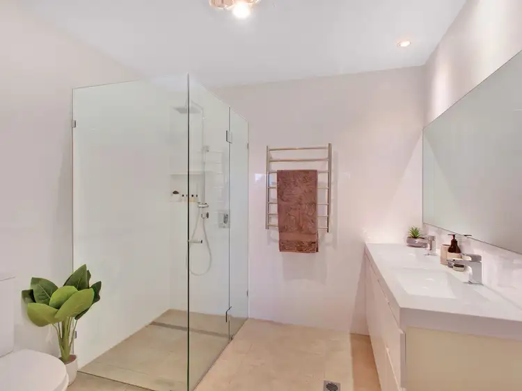 Sixth view of Homely house listing, 7 Altona Avenue, Forestville NSW 2087