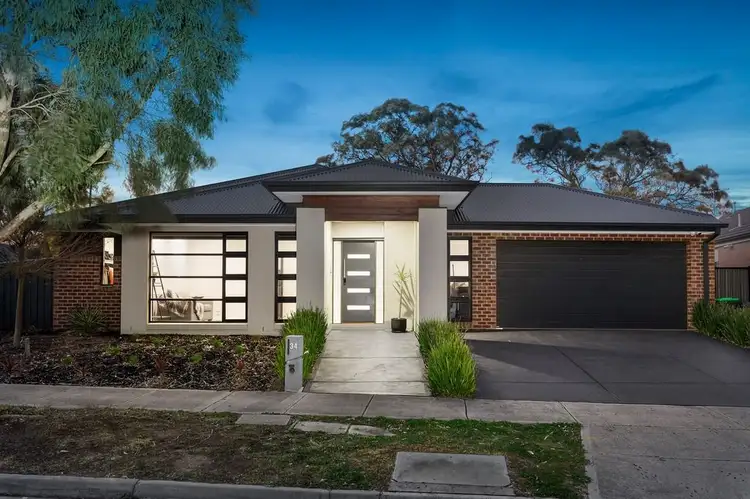 34 Dalziel Drive, Mernda VIC 3754