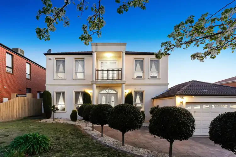 5 Hunter Avenue, Roxburgh Park VIC 3064