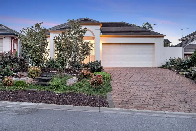 62 SANDALWOOD Crescent, Flagstaff Hill SA 5159