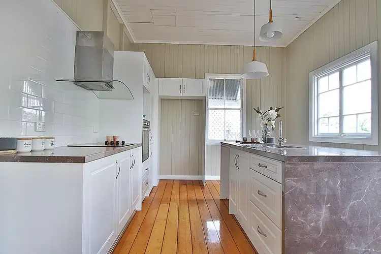 20 Pine Mountain Road, North Ipswich QLD 4305