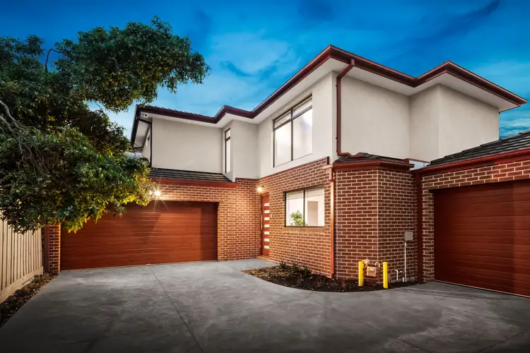 Second view of Homely townhouse listing, 2/11 Hillview Avenue, Mount Waverley VIC 3149