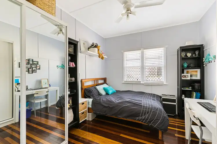 Sixth view of Homely house listing, 32 Fourth Avenue, Harristown QLD 4350