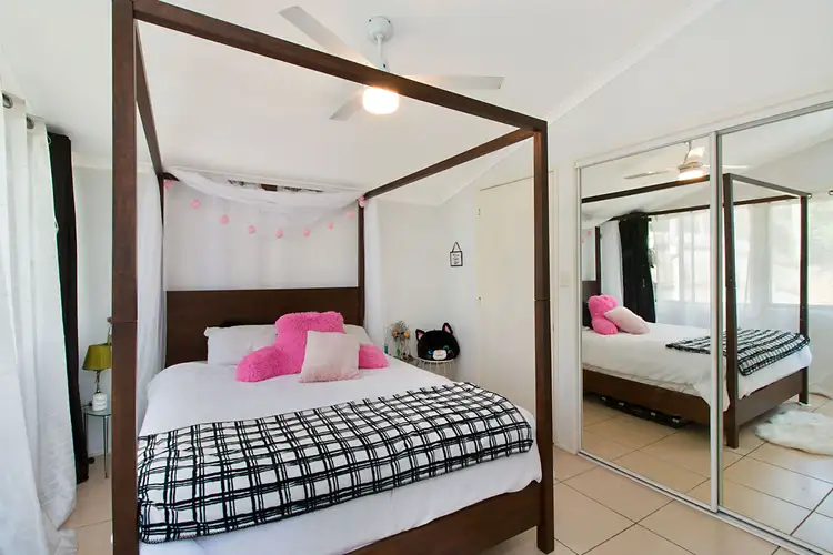 Fifth view of Homely house listing, 2 Hillcrest Avenue, Tweed Heads South NSW 2486