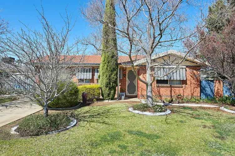 32 Girraween Mews, Glenfield Park NSW 2650