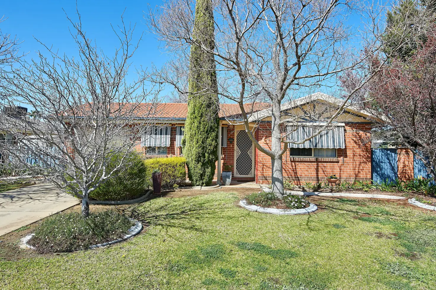 Main view of Homely house listing, 32 Girraween Mews, Glenfield Park NSW 2650